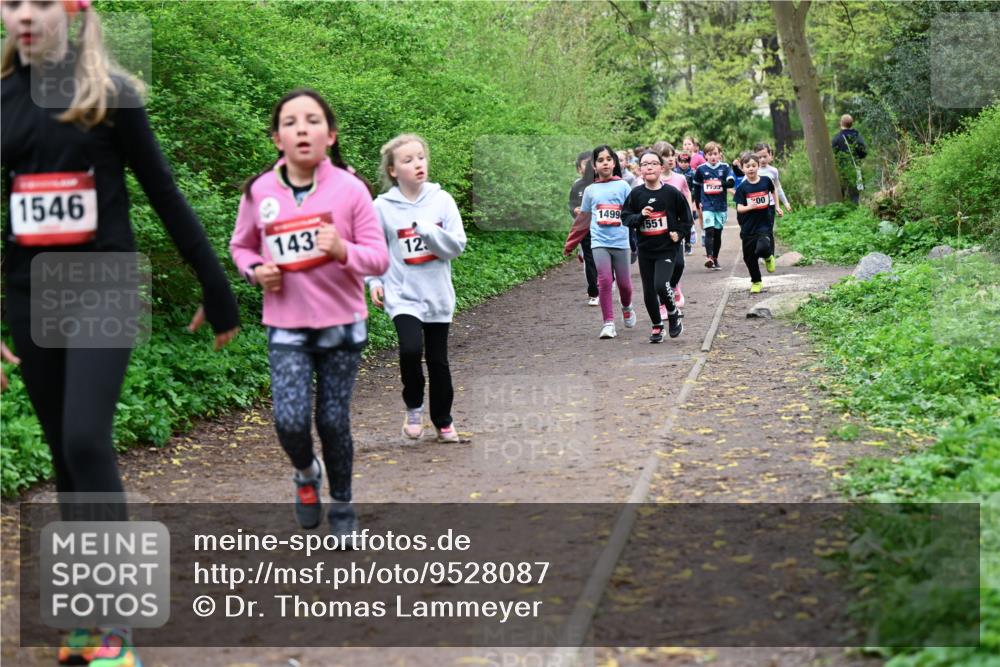 19.04.2026 - Hammer Lauf Dr. Thomas Lammeyer http://msf.ph/oto/9528087 19.04.2026 09:27:04 Laufen 1546, 143, 1499, 1551 meine-sportfotos.de