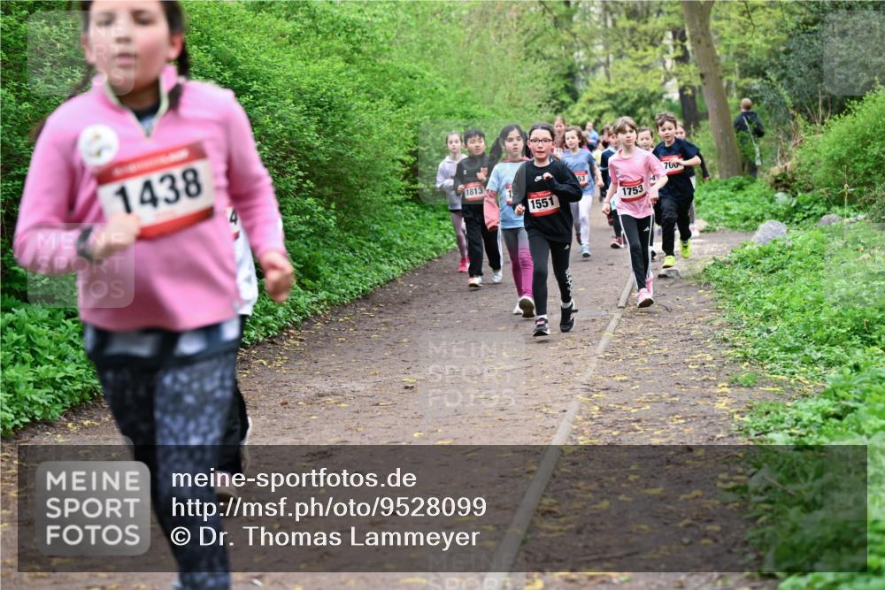 19.04.2026 - Hammer Lauf Dr. Thomas Lammeyer http://msf.ph/oto/9528099 19.04.2026 09:27:05 Laufen 1438, 1813, 700, 1551, 1753 meine-sportfotos.de
