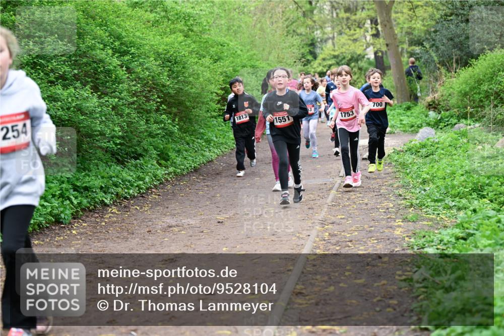 19.04.2026 - Hammer Lauf Dr. Thomas Lammeyer http://msf.ph/oto/9528104 19.04.2026 09:27:06 Laufen 254, 1813, 1551, 1753, 700 meine-sportfotos.de