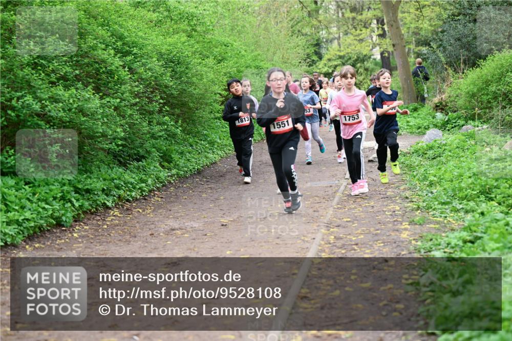 19.04.2026 - Hammer Lauf Dr. Thomas Lammeyer http://msf.ph/oto/9528108 19.04.2026 09:27:06 Laufen 1813, 1551, 1753 meine-sportfotos.de