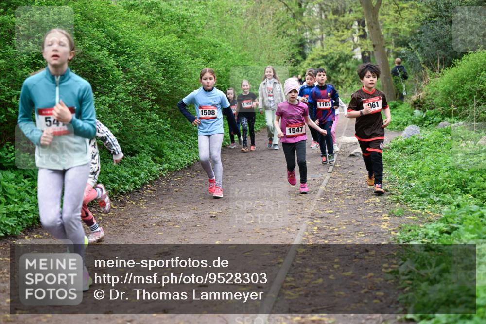 19.04.2026 - Hammer Lauf Dr. Thomas Lammeyer http://msf.ph/oto/9528303 19.04.2026 09:27:27 Laufen 1508, 1709, 124, 1181, 1547, 961 meine-sportfotos.de
