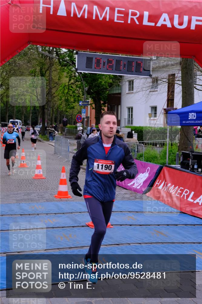 19.04.2026 - Hammer Lauf Tim E. http://msf.ph/oto/9528481 19.04.2026 10:06:26 Ziel 685, 858, 1021, 1190, 1239 meine-sportfotos.de
