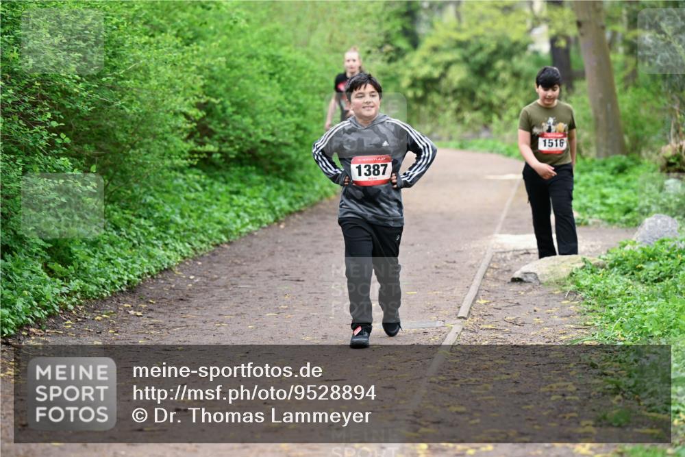 19.04.2026 - Hammer Lauf Dr. Thomas Lammeyer http://msf.ph/oto/9528894 19.04.2026 09:28:57 Laufen 1387, 1516 meine-sportfotos.de