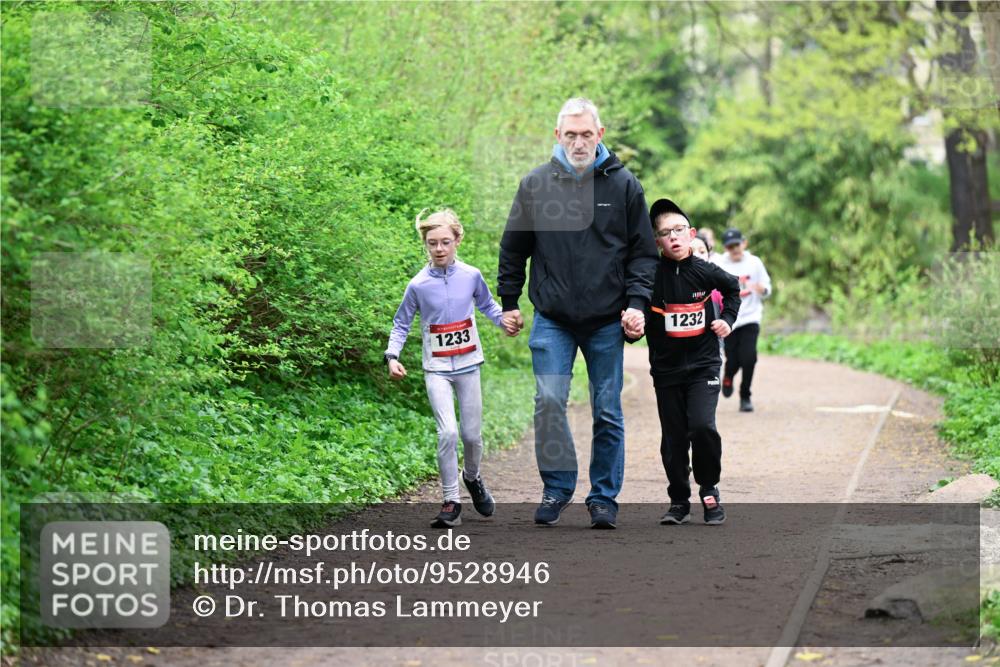19.04.2026 - Hammer Lauf Dr. Thomas Lammeyer http://msf.ph/oto/9528946 19.04.2026 09:29:36 Laufen 1233, 1232 meine-sportfotos.de