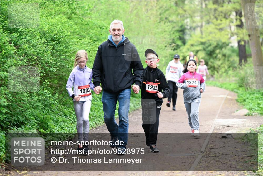 19.04.2026 - Hammer Lauf Dr. Thomas Lammeyer http://msf.ph/oto/9528975 19.04.2026 09:29:40 Laufen 1233, 1232, 176, 1374 meine-sportfotos.de