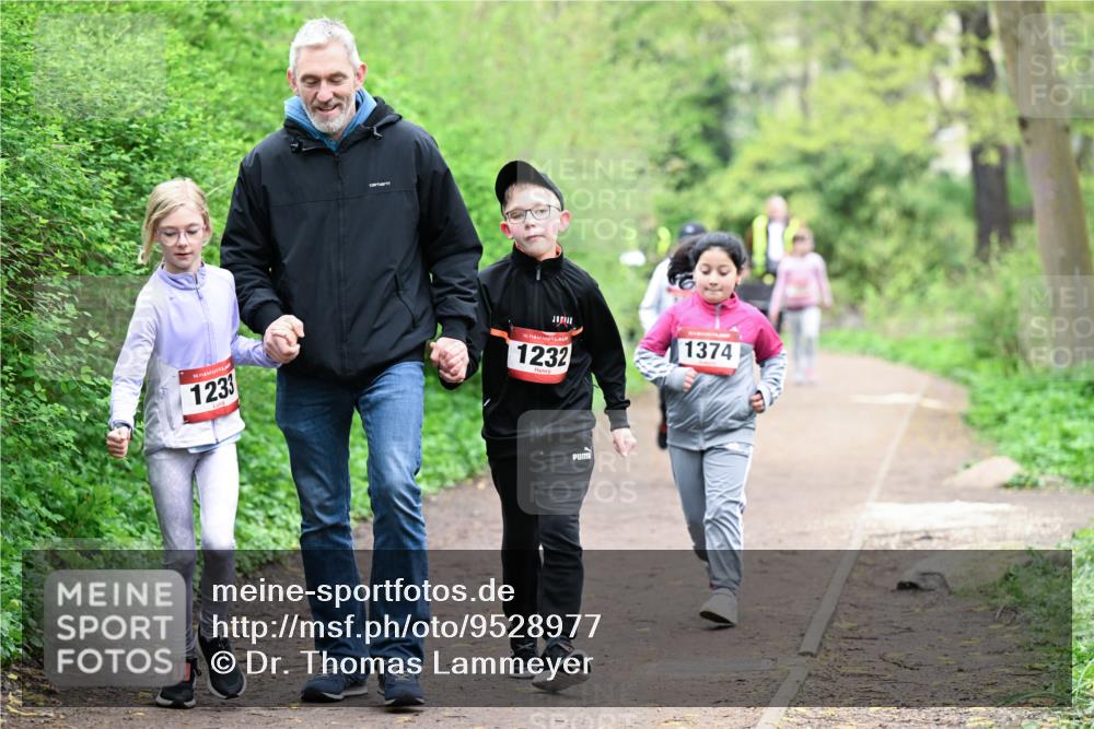 19.04.2026 - Hammer Lauf Dr. Thomas Lammeyer http://msf.ph/oto/9528977 19.04.2026 09:29:41 Laufen 1233, 1232, 1374 meine-sportfotos.de