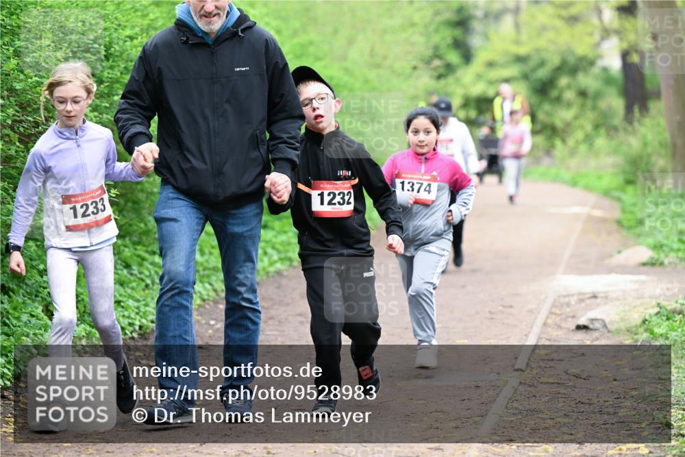 19.04.2026 - Hammer Lauf Dr. Thomas Lammeyer http://msf.ph/oto/9528983 19.04.2026 09:29:41 Laufen 1374, 1233, 1232 meine-sportfotos.de