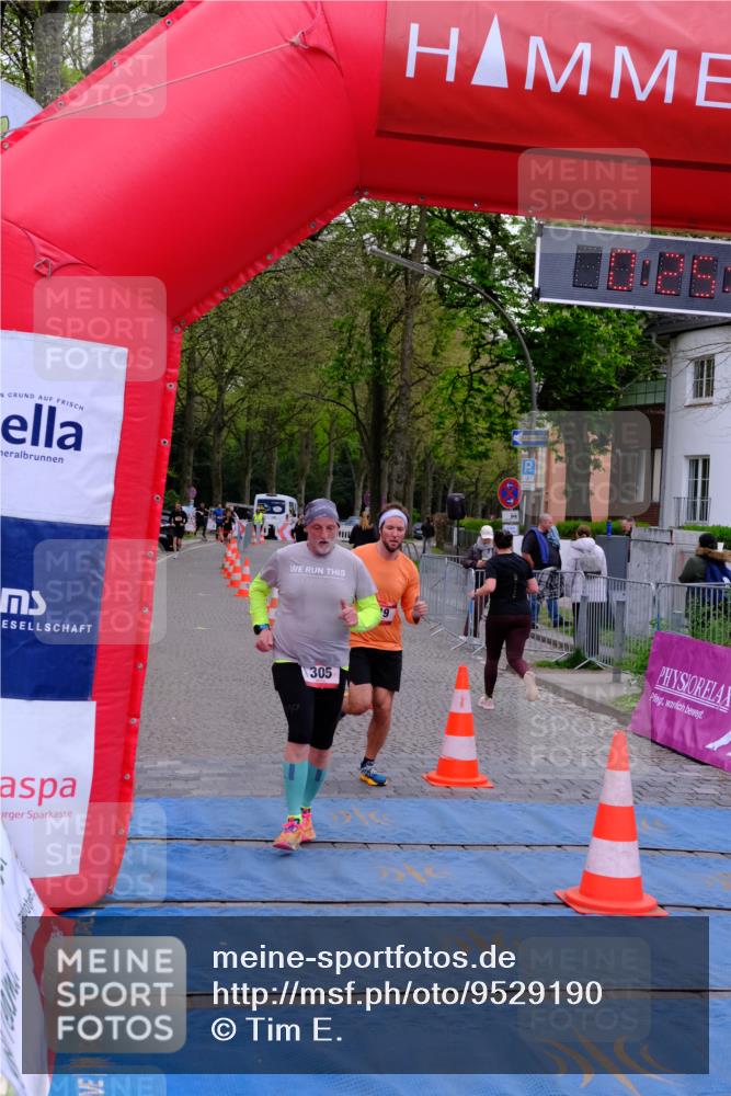 19.04.2026 - Hammer Lauf Tim E. http://msf.ph/oto/9529190 19.04.2026 10:10:45 Ziel 166, 305, 319, 405, 491, 704, 836, 1639 meine-sportfotos.de