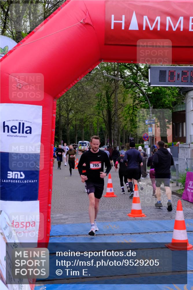 19.04.2026 - Hammer Lauf Tim E. http://msf.ph/oto/9529205 19.04.2026 10:10:58 Ziel 116, 258, 330, 484, 765, 901, 937, 999, 1063, 1140, 1182, 1759, 1772 meine-sportfotos.de