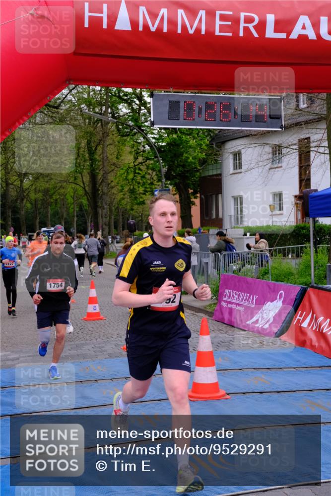 19.04.2026 - Hammer Lauf Tim E. http://msf.ph/oto/9529291 19.04.2026 10:11:23 Ziel 277, 287, 431, 782, 792, 1127, 1754, 1860, 1866 meine-sportfotos.de