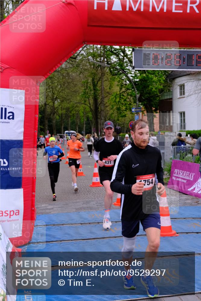 19.04.2026 - Hammer Lauf Tim E. http://msf.ph/oto/9529297 19.04.2026 10:11:24 Ziel 277, 287, 431, 792, 1127, 1754, 1866 meine-sportfotos.de