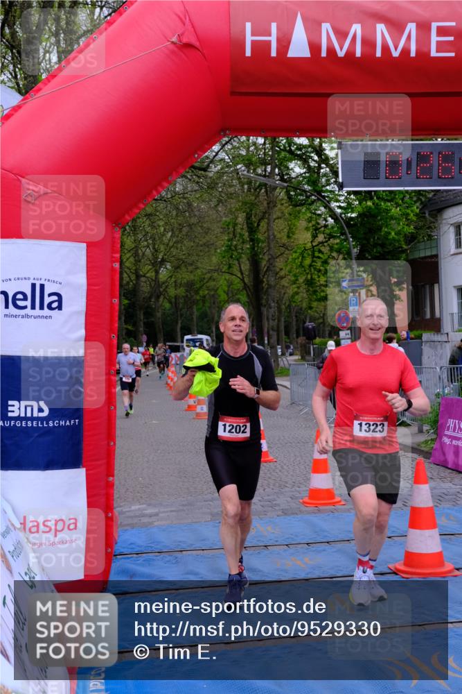 19.04.2026 - Hammer Lauf Tim E. http://msf.ph/oto/9529330 19.04.2026 10:11:32 Ziel 119, 186, 187, 375, 1202, 1323, 1717 meine-sportfotos.de