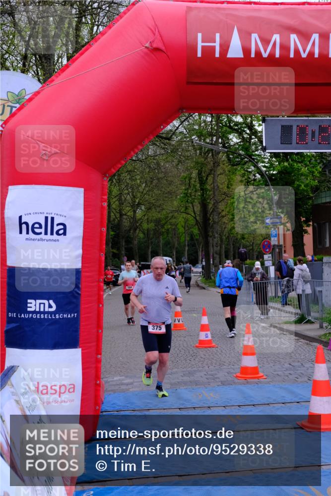 19.04.2026 - Hammer Lauf Tim E. http://msf.ph/oto/9529338 19.04.2026 10:11:37 Ziel 119, 156, 184, 186, 187, 206, 210, 310, 334, 375, 747, 1032, 1717, 1767 meine-sportfotos.de