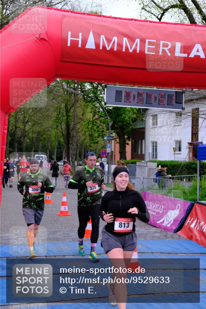 19.04.2026 - Hammer Lauf Tim E. http://msf.ph/oto/9529633 19.04.2026 10:12:59 Ziel 300, 320, 561, 813, 994, 1247, 1602 meine-sportfotos.de