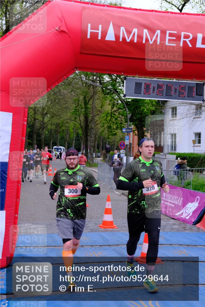 19.04.2026 - Hammer Lauf Tim E. http://msf.ph/oto/9529644 19.04.2026 10:12:59 Ziel 300, 320, 561, 813, 994, 1247, 1602 meine-sportfotos.de