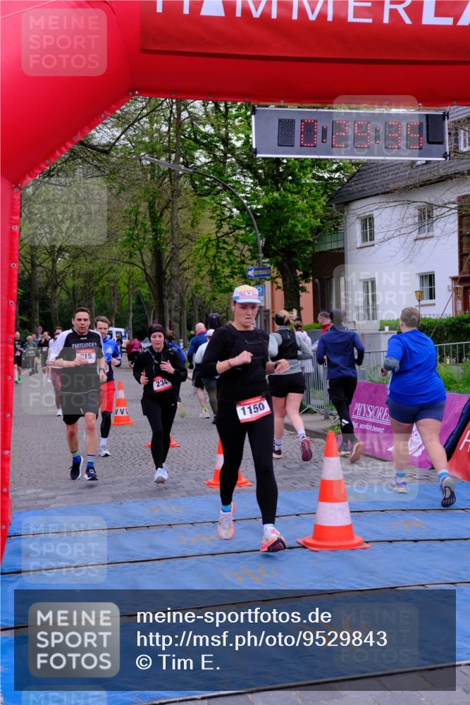 19.04.2026 - Hammer Lauf Tim E. http://msf.ph/oto/9529843 19.04.2026 10:14:43 Ziel 215, 219, 220, 234, 425, 611, 612, 715, 1133, 1150, 1249, 1818 meine-sportfotos.de