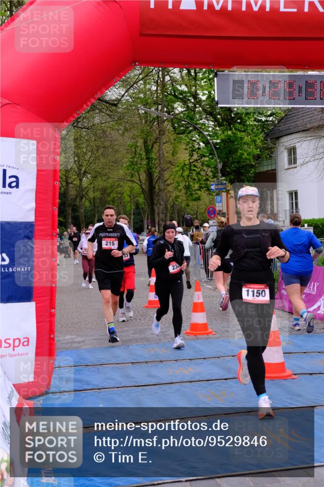 19.04.2026 - Hammer Lauf Tim E. http://msf.ph/oto/9529846 19.04.2026 10:14:44 Ziel 215, 219, 234, 425, 551, 611, 612, 715, 1133, 1150, 1249, 1818 meine-sportfotos.de