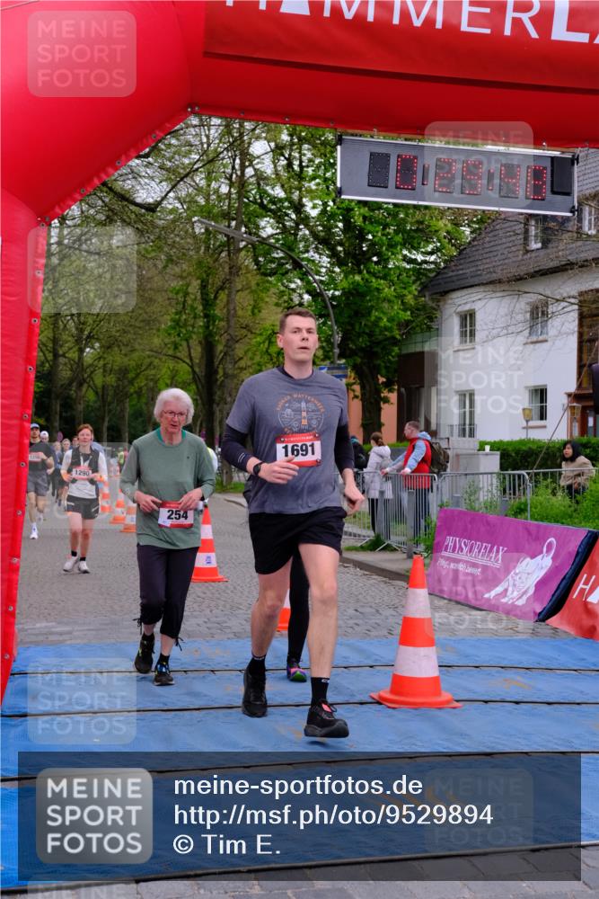 19.04.2026 - Hammer Lauf Tim E. http://msf.ph/oto/9529894 19.04.2026 10:14:56 Ziel 254, 352, 628, 777, 778, 941, 1201, 1290, 1608, 1691, 1721 meine-sportfotos.de