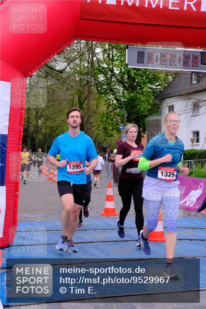 19.04.2026 - Hammer Lauf Tim E. http://msf.ph/oto/9529967 19.04.2026 10:15:05 Ziel 114, 422, 424, 600, 777, 778, 808, 941, 955, 1157, 1279, 1329 meine-sportfotos.de