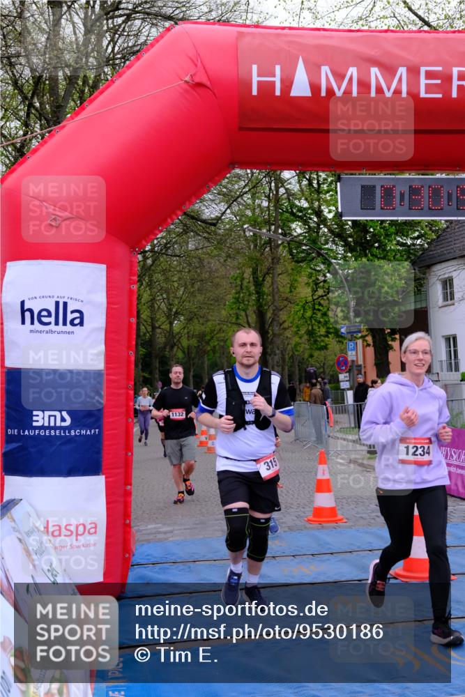 19.04.2026 - Hammer Lauf Tim E. http://msf.ph/oto/9530186 19.04.2026 10:16:04 Ziel 315, 716, 760, 1234 meine-sportfotos.de