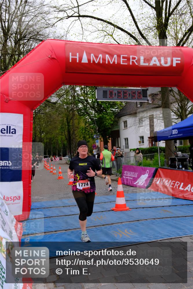 19.04.2026 - Hammer Lauf Tim E. http://msf.ph/oto/9530649 19.04.2026 10:19:04 Ziel 147, 367, 491, 1774 meine-sportfotos.de