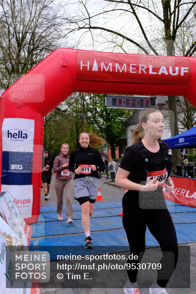 19.04.2026 - Hammer Lauf Tim E. http://msf.ph/oto/9530709 19.04.2026 10:19:27 Ziel 253, 581, 901, 1071, 1274, 1639, 1684 meine-sportfotos.de