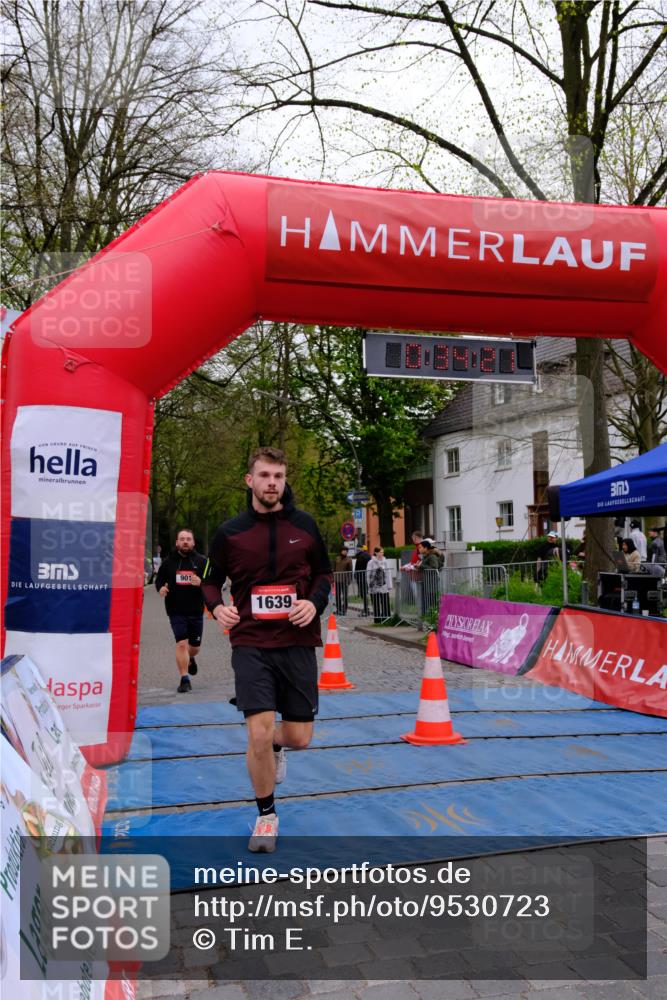 19.04.2026 - Hammer Lauf Tim E. http://msf.ph/oto/9530723 19.04.2026 10:19:29 Ziel 253, 581, 901, 1071, 1140, 1639, 1684 meine-sportfotos.de