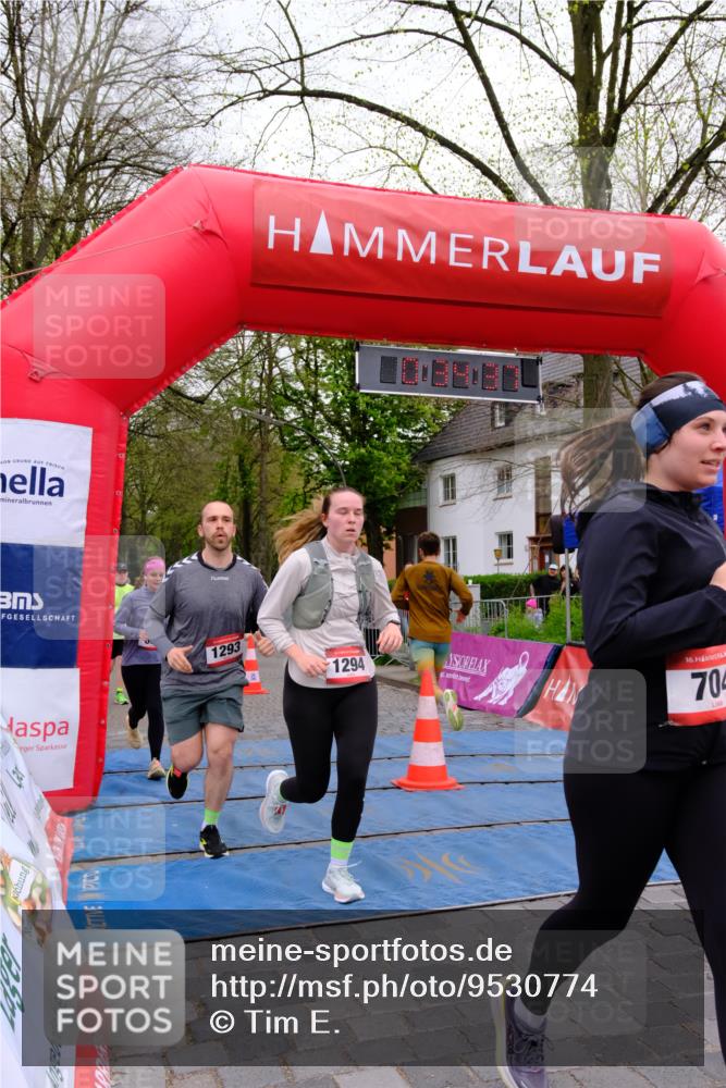 19.04.2026 - Hammer Lauf Tim E. http://msf.ph/oto/9530774 19.04.2026 10:19:45 Ziel 484, 576, 657, 704, 717, 836, 1293, 1294, 1303 meine-sportfotos.de
