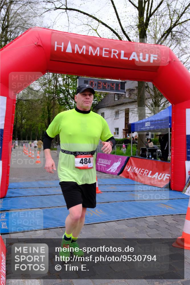 19.04.2026 - Hammer Lauf Tim E. http://msf.ph/oto/9530794 19.04.2026 10:19:49 Ziel 116, 484, 717, 836, 1293, 1294 meine-sportfotos.de