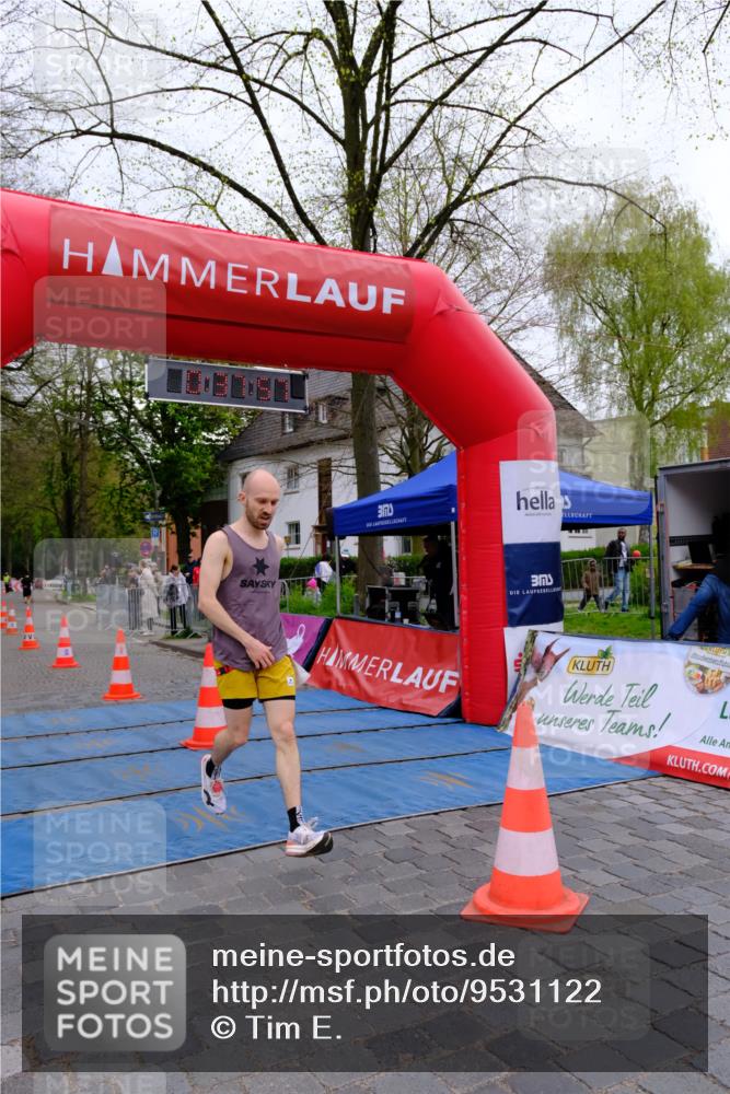 19.04.2026 - Hammer Lauf Tim E. http://msf.ph/oto/9531122 19.04.2026 10:23:05 Ziel 340, 401, 1912 meine-sportfotos.de
