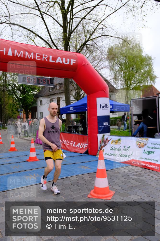 19.04.2026 - Hammer Lauf Tim E. http://msf.ph/oto/9531125 19.04.2026 10:23:05 Ziel 340, 401, 1912 meine-sportfotos.de