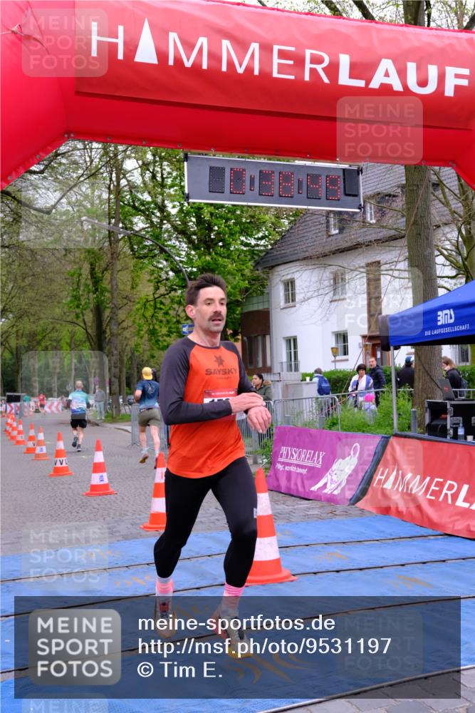 19.04.2026 - Hammer Lauf Tim E. http://msf.ph/oto/9531197 19.04.2026 10:23:56 Ziel 256, 293, 322, 781, 1561, 1614, 1776 meine-sportfotos.de