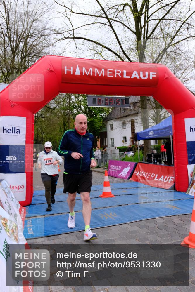 19.04.2026 - Hammer Lauf Tim E. http://msf.ph/oto/9531330 19.04.2026 10:24:59 Ziel 219, 220, 717, 989 meine-sportfotos.de