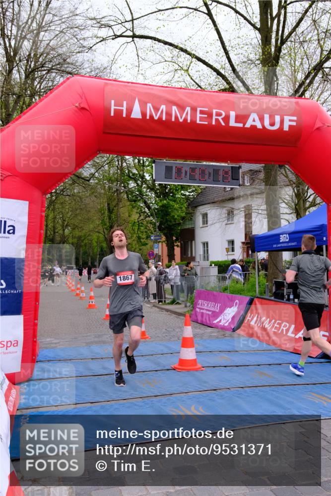 19.04.2026 - Hammer Lauf Tim E. http://msf.ph/oto/9531371 19.04.2026 10:25:26 Ziel 199, 424, 876, 898, 1558, 1559, 1867 meine-sportfotos.de