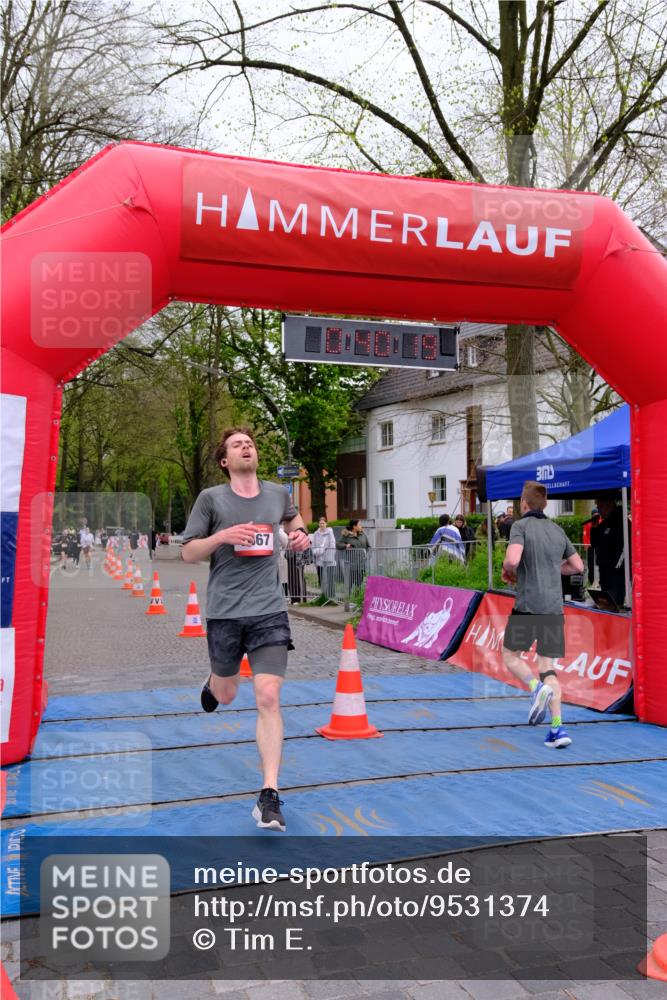 19.04.2026 - Hammer Lauf Tim E. http://msf.ph/oto/9531374 19.04.2026 10:25:27 Ziel 199, 424, 876, 898, 1558, 1559, 1867 meine-sportfotos.de