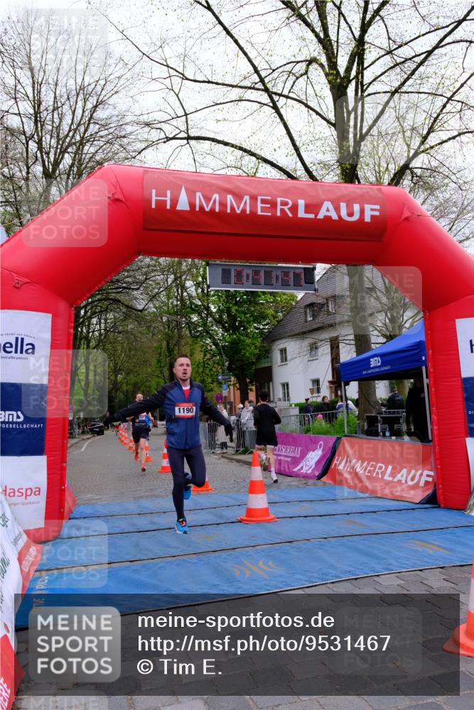 19.04.2026 - Hammer Lauf Tim E. http://msf.ph/oto/9531467 19.04.2026 10:26:55 Ziel 214, 308, 1190 meine-sportfotos.de