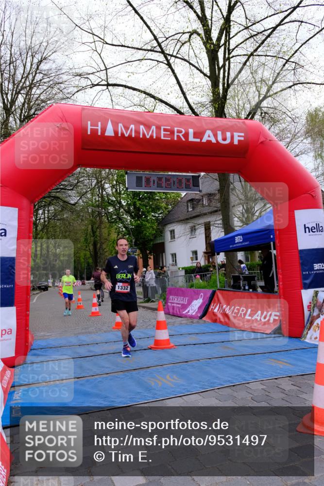 19.04.2026 - Hammer Lauf Tim E. http://msf.ph/oto/9531497 19.04.2026 10:27:12 Ziel 101, 377, 400, 1332, 1800, 1898 meine-sportfotos.de