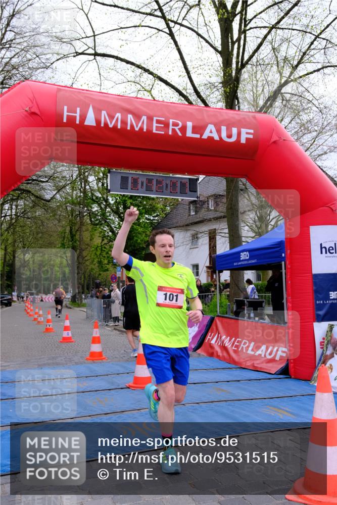 19.04.2026 - Hammer Lauf Tim E. http://msf.ph/oto/9531515 19.04.2026 10:27:15 Ziel 101, 400, 543, 1332, 1800 meine-sportfotos.de