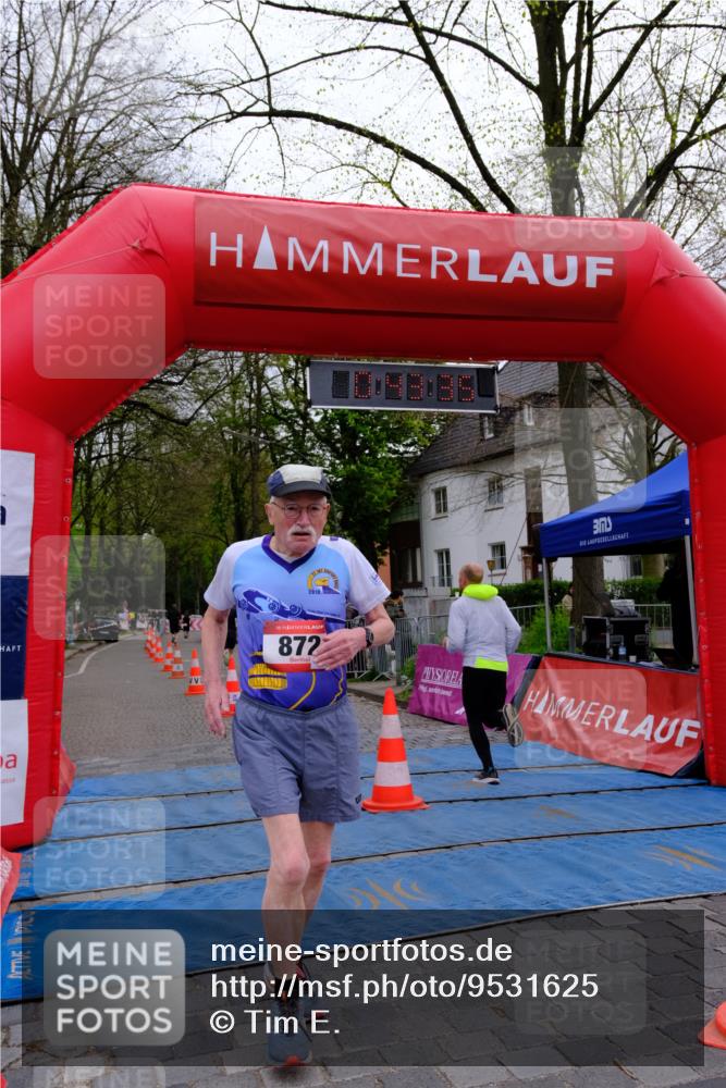 19.04.2026 - Hammer Lauf Tim E. http://msf.ph/oto/9531625 19.04.2026 10:28:42 Ziel 102, 319, 774, 792, 872, 879 meine-sportfotos.de