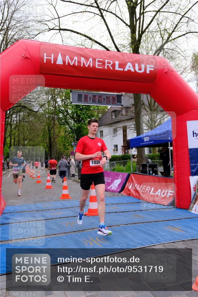 19.04.2026 - Hammer Lauf Tim E. http://msf.ph/oto/9531719 19.04.2026 10:29:27 Ziel 166, 256, 293, 428, 1028, 1762, 1776 meine-sportfotos.de