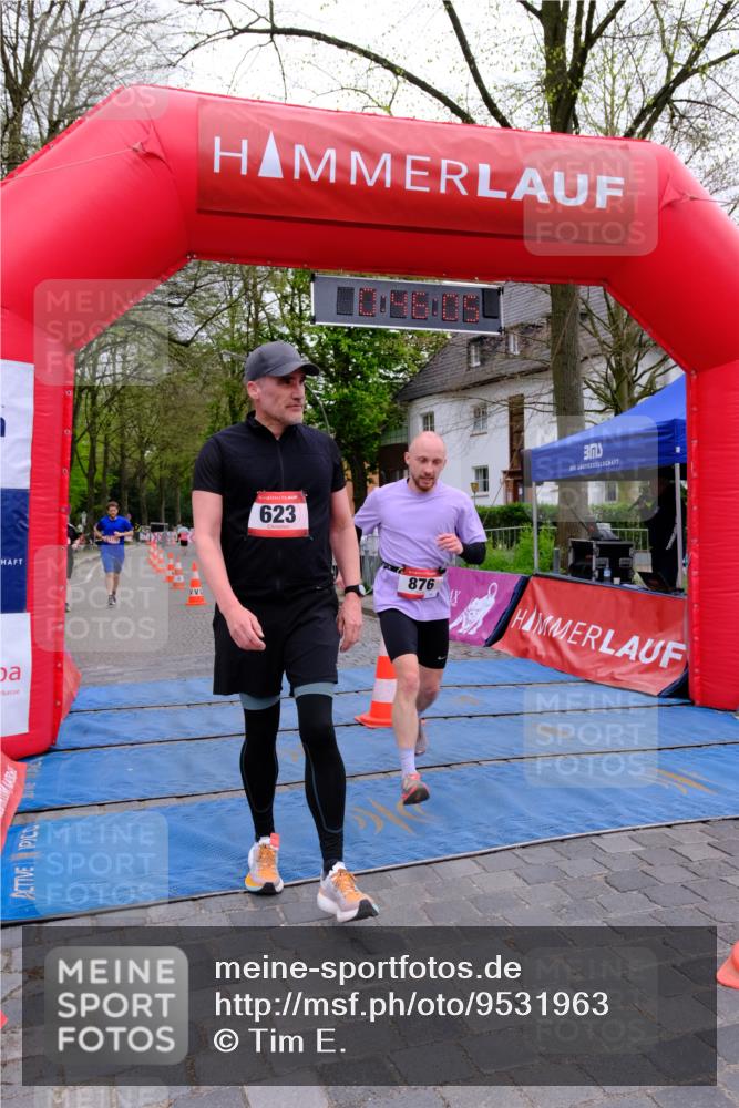 19.04.2026 - Hammer Lauf Tim E. http://msf.ph/oto/9531963 19.04.2026 10:31:12 Ziel 199, 348, 375, 452, 623, 876, 898, 1770, 1859 meine-sportfotos.de