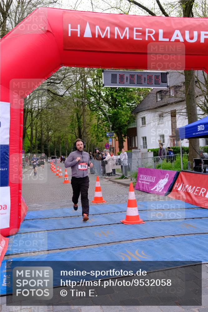 19.04.2026 - Hammer Lauf Tim E. http://msf.ph/oto/9532058 19.04.2026 10:32:12 Ziel 399, 916, 996 meine-sportfotos.de