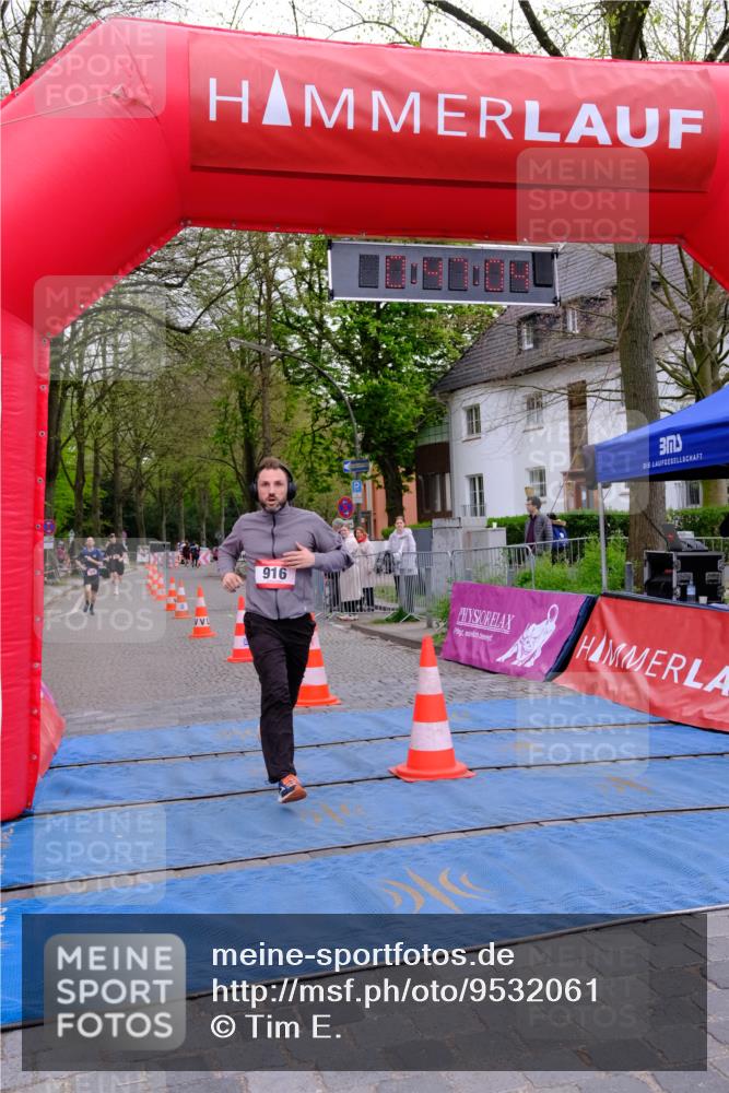 19.04.2026 - Hammer Lauf Tim E. http://msf.ph/oto/9532061 19.04.2026 10:32:12 Ziel 399, 916, 996 meine-sportfotos.de