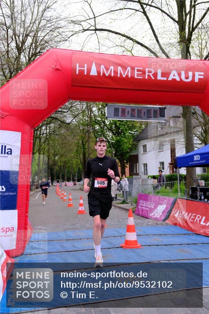 19.04.2026 - Hammer Lauf Tim E. http://msf.ph/oto/9532102 19.04.2026 10:32:19 Ziel 399, 505, 585, 966, 996, 1105 meine-sportfotos.de