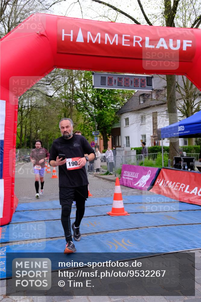 19.04.2026 - Hammer Lauf Tim E. http://msf.ph/oto/9532267 19.04.2026 10:33:17 Ziel 308, 543, 1021, 1794, 1898, 1902 meine-sportfotos.de