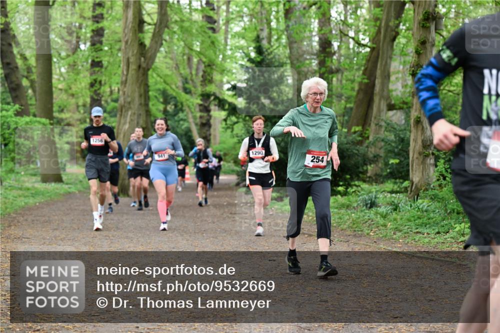 19.04.2026 - Hammer Lauf Dr. Thomas Lammeyer http://msf.ph/oto/9532669 19.04.2026 10:11:52 Laufen 1256, 1290, 941, 254 meine-sportfotos.de