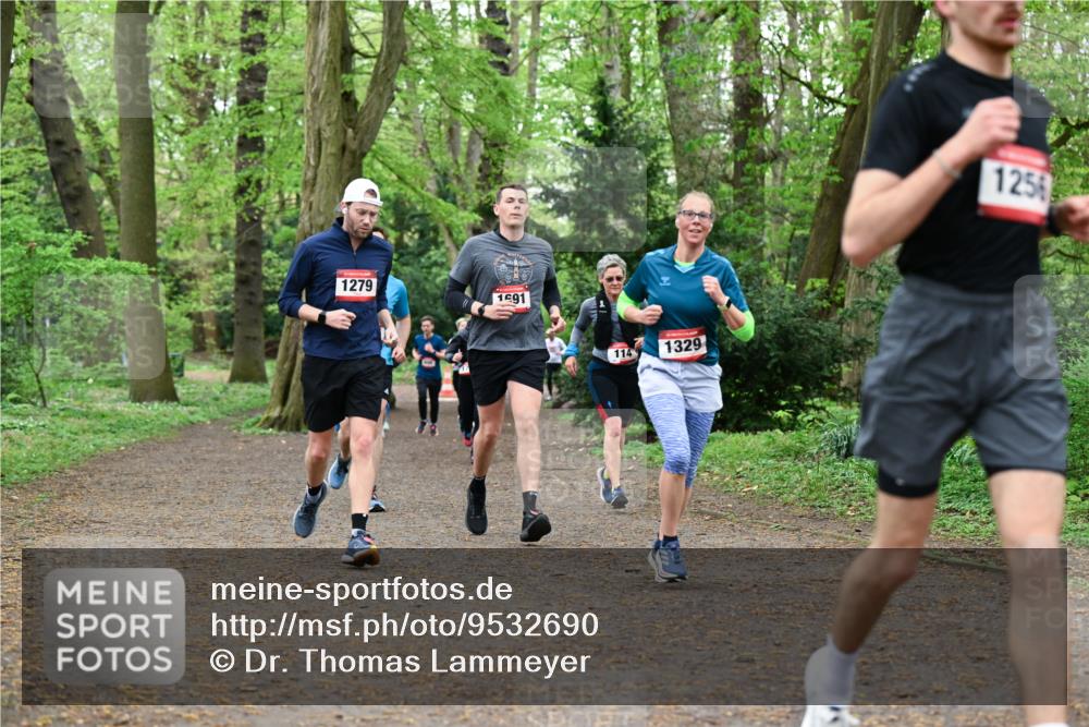 19.04.2026 - Hammer Lauf Dr. Thomas Lammeyer http://msf.ph/oto/9532690 19.04.2026 10:11:56 Laufen 1279, 1691, 114, 1329, 1256 meine-sportfotos.de