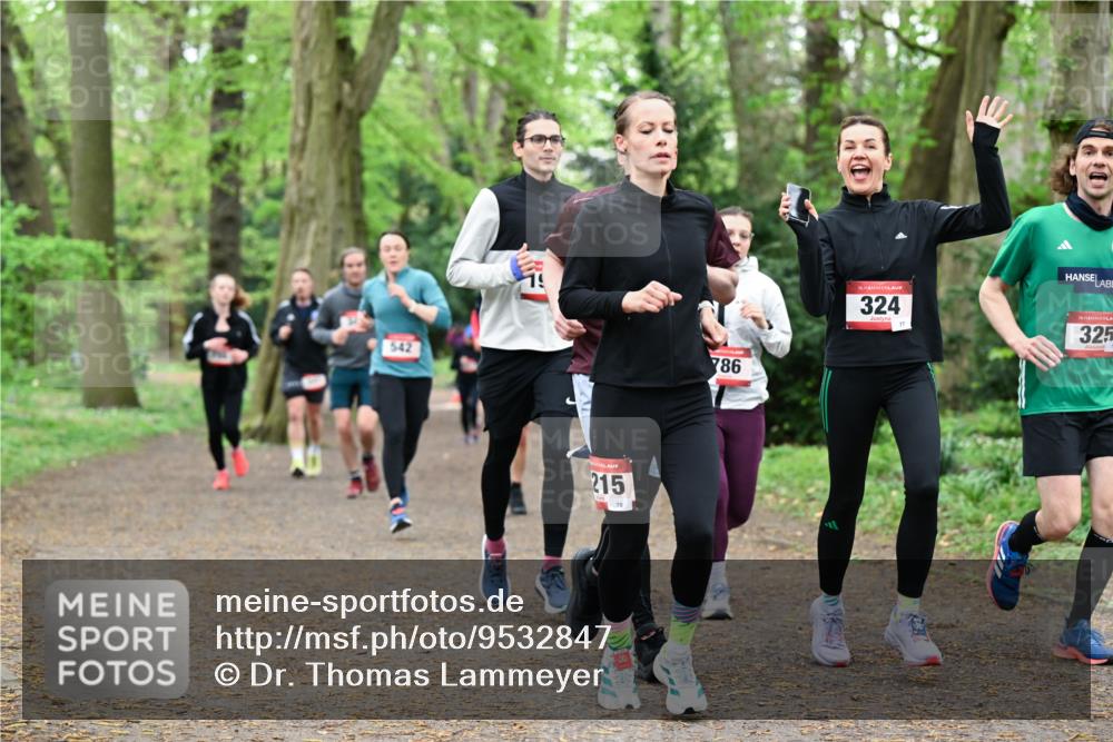 19.04.2026 - Hammer Lauf Dr. Thomas Lammeyer http://msf.ph/oto/9532847 19.04.2026 10:12:22 Laufen 542, 215, 786, 324, 325 meine-sportfotos.de