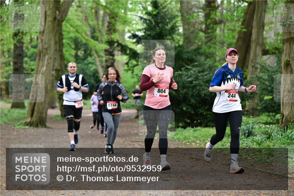 19.04.2026 - Hammer Lauf Dr. Thomas Lammeyer http://msf.ph/oto/9532959 19.04.2026 10:12:42 Laufen 315, 1744, 804, 244 meine-sportfotos.de