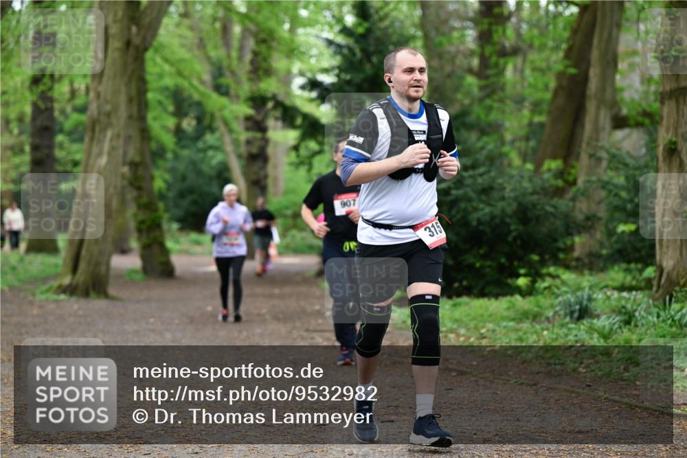 19.04.2026 - Hammer Lauf Dr. Thomas Lammeyer http://msf.ph/oto/9532982 19.04.2026 10:12:45 Laufen 315 meine-sportfotos.de